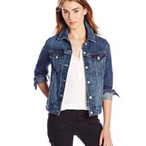 LEVI’S dark wash Jean jacket